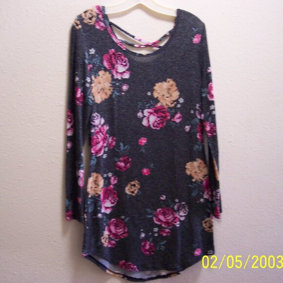 No Boundaries Juniors Long Sleeve Floral Tunic Dress - Picture 1 of 6